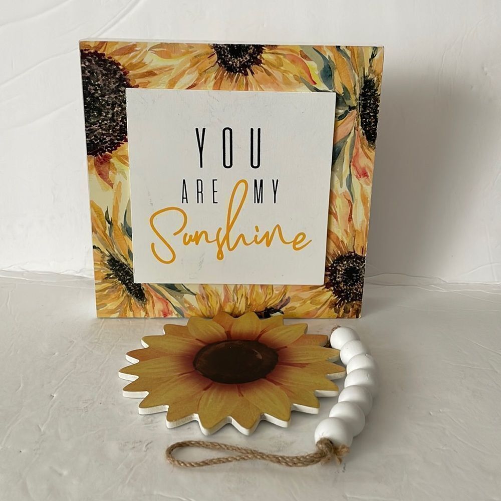 ‘YOU ARE MY‎ SUNSHINE’ PLAQUE  w/SUNFLOWER